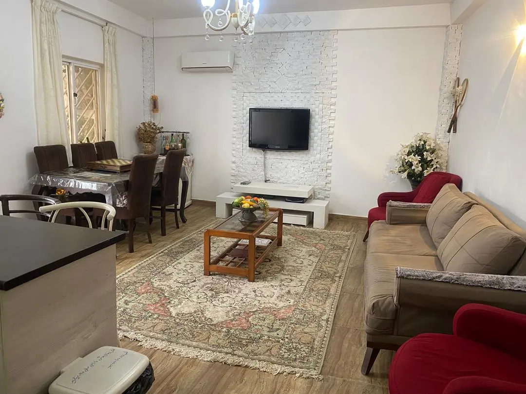 ویلایی تک خواب با حیاط دنج