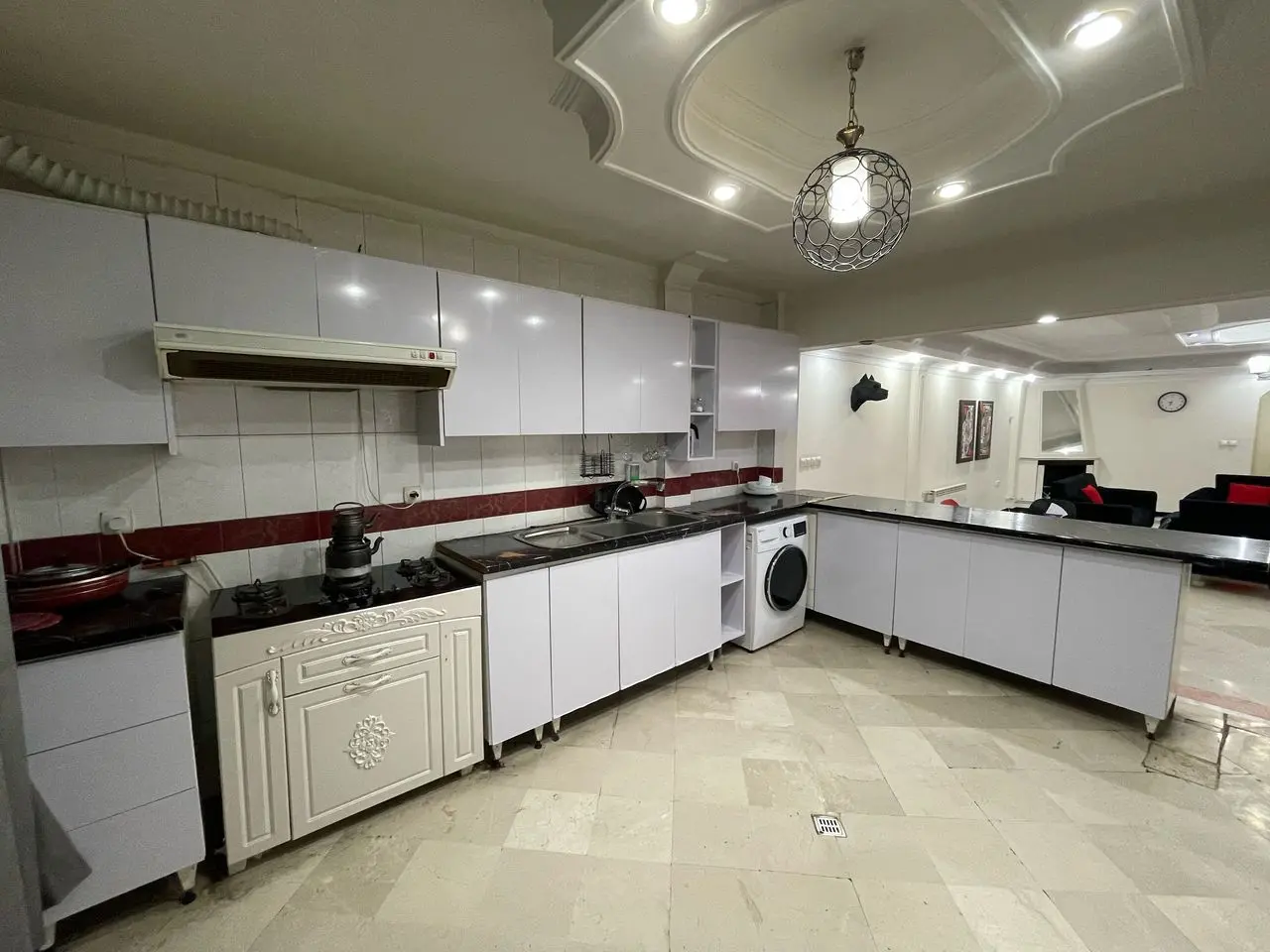  آپارتمان دوخوابه تمیز
