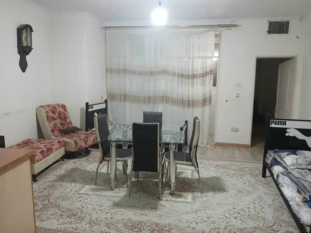 سوئیت یک خوابه حصارک همکف