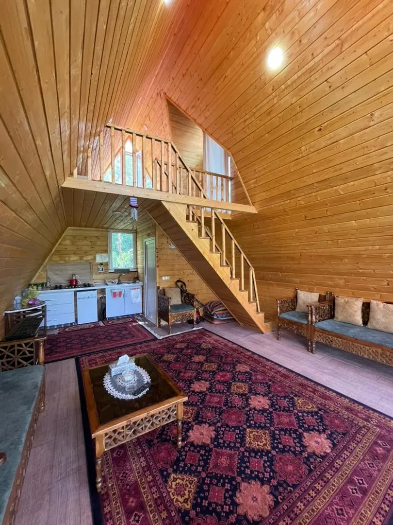 کلبه جنگلی سوئیسی وارش