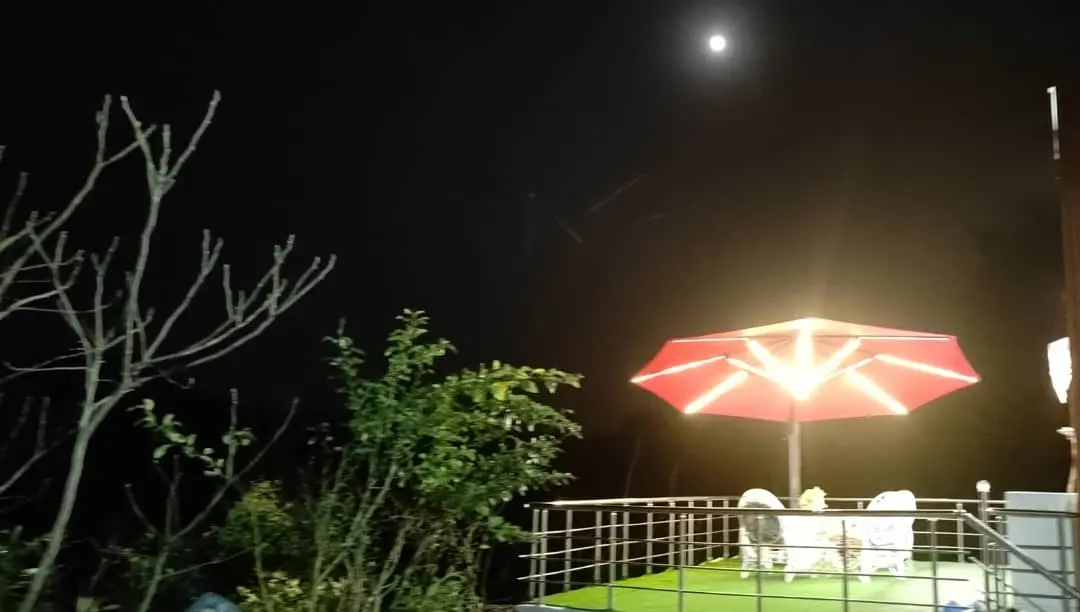 کلبه جنگلی سوئیسی وارش