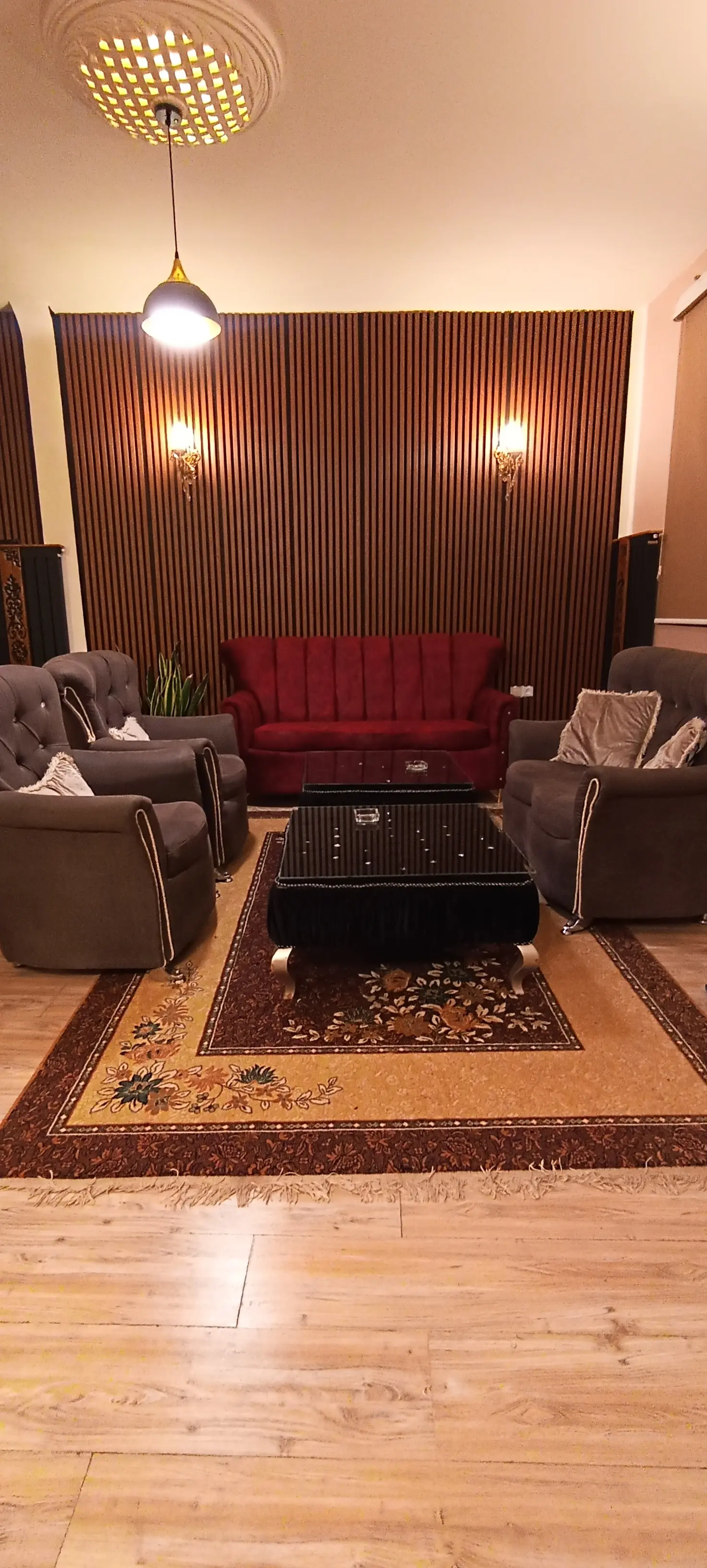 اجاره ویلا استخردار در خوی فیرورق