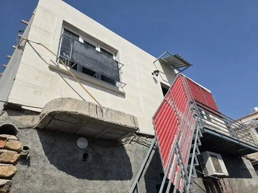 سوئیت دریادلان 1 در بندرعباس