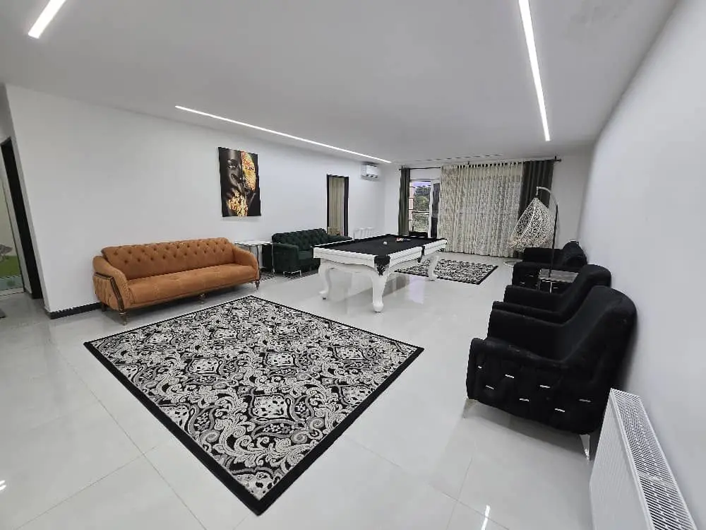 ویلا مدرن ۴خواب استخردار ارکیده۱