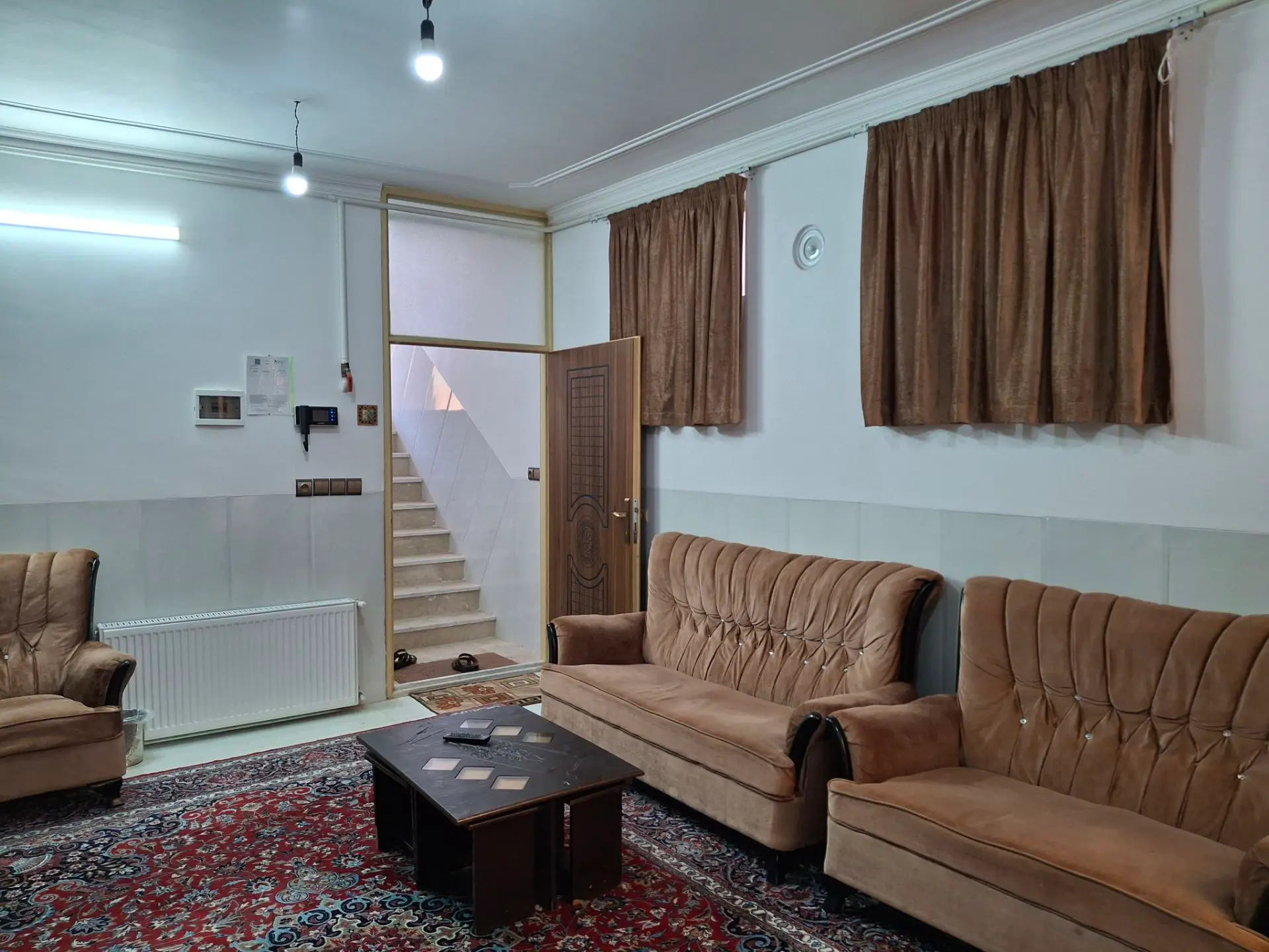 خانه مسافر واحد چهار زیرهمکف 