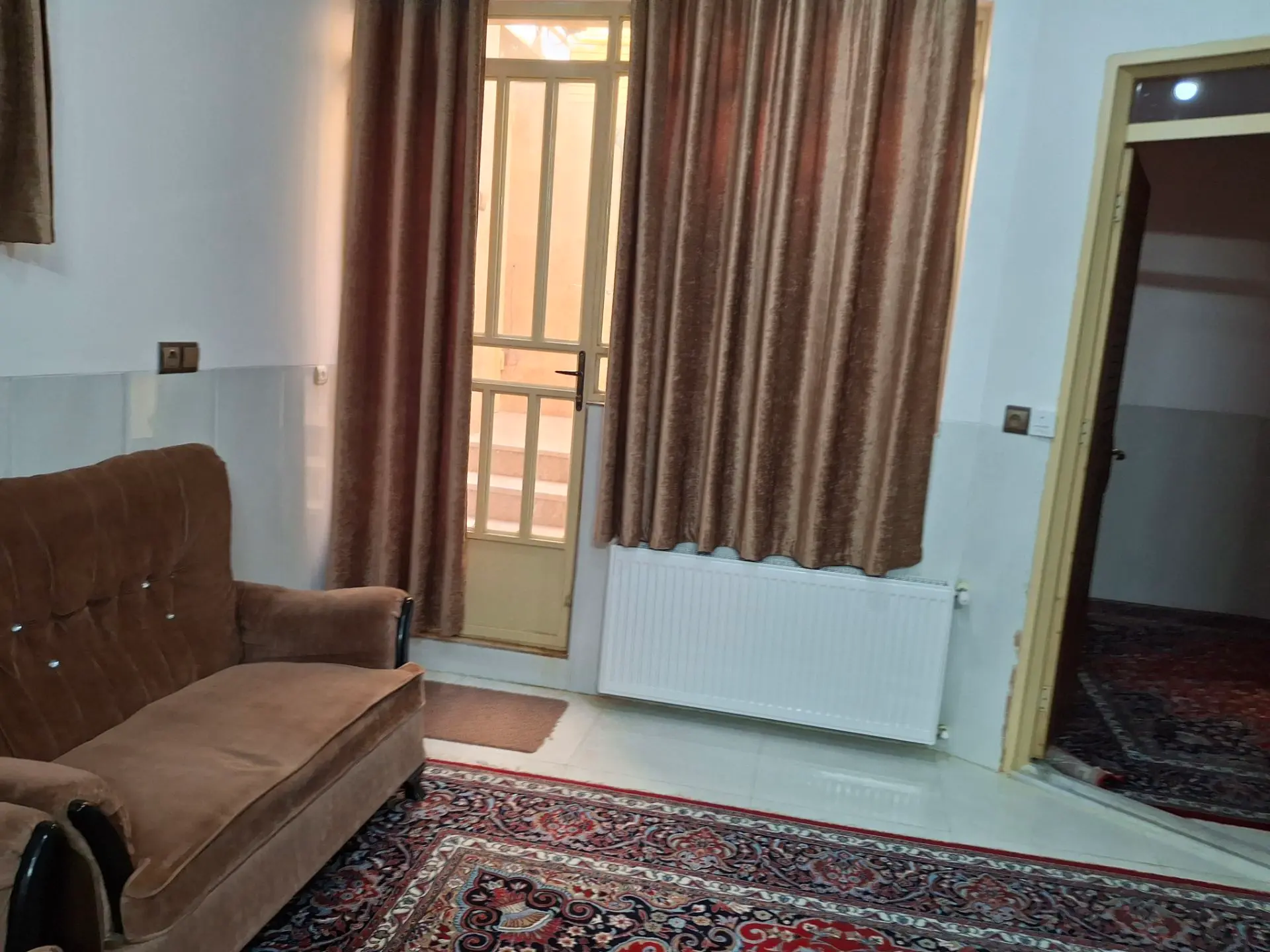 خانه مسافر واحد چهار زیرهمکف 