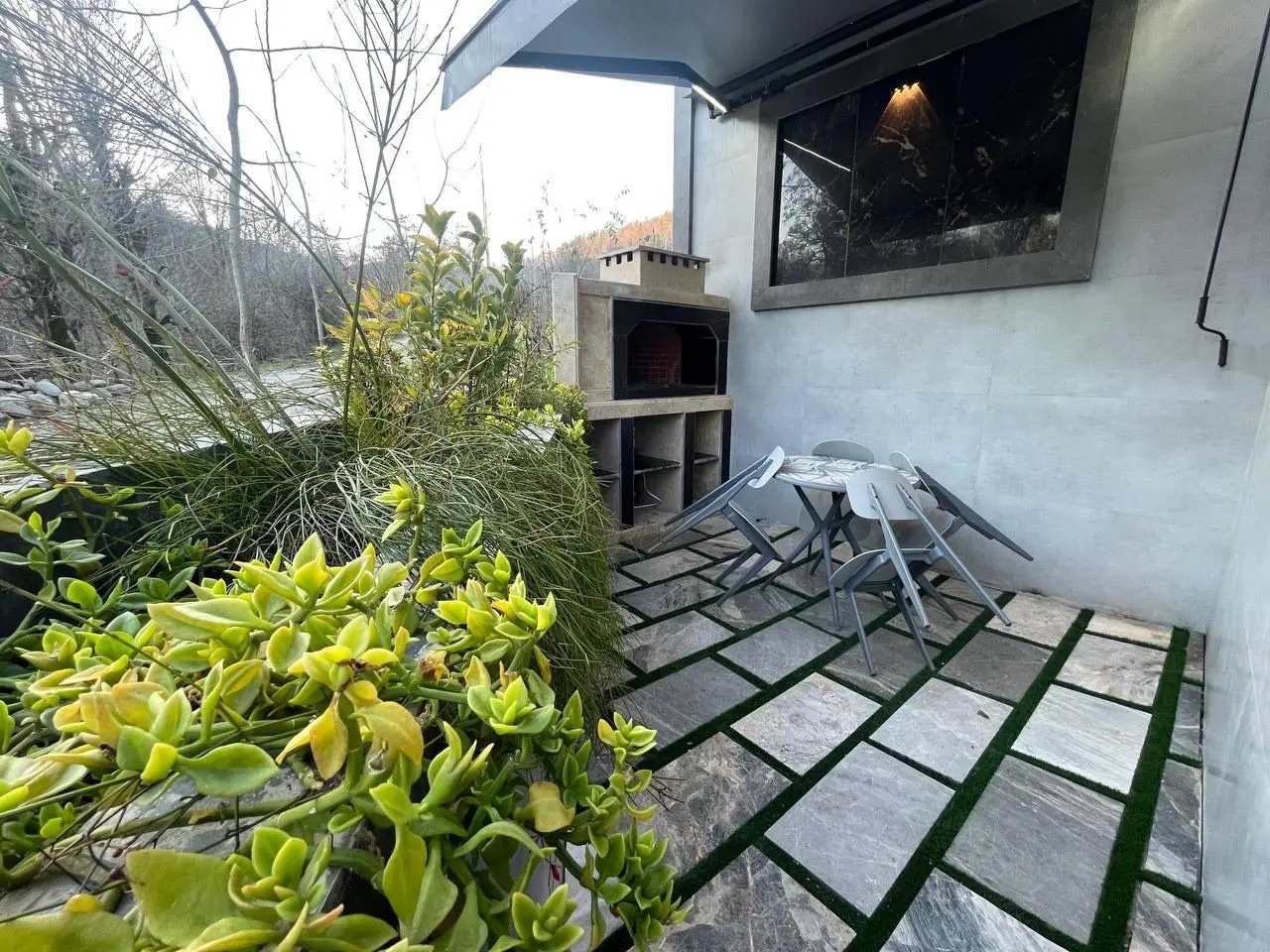 کلبه سوئیسی جکوزی دار شلما