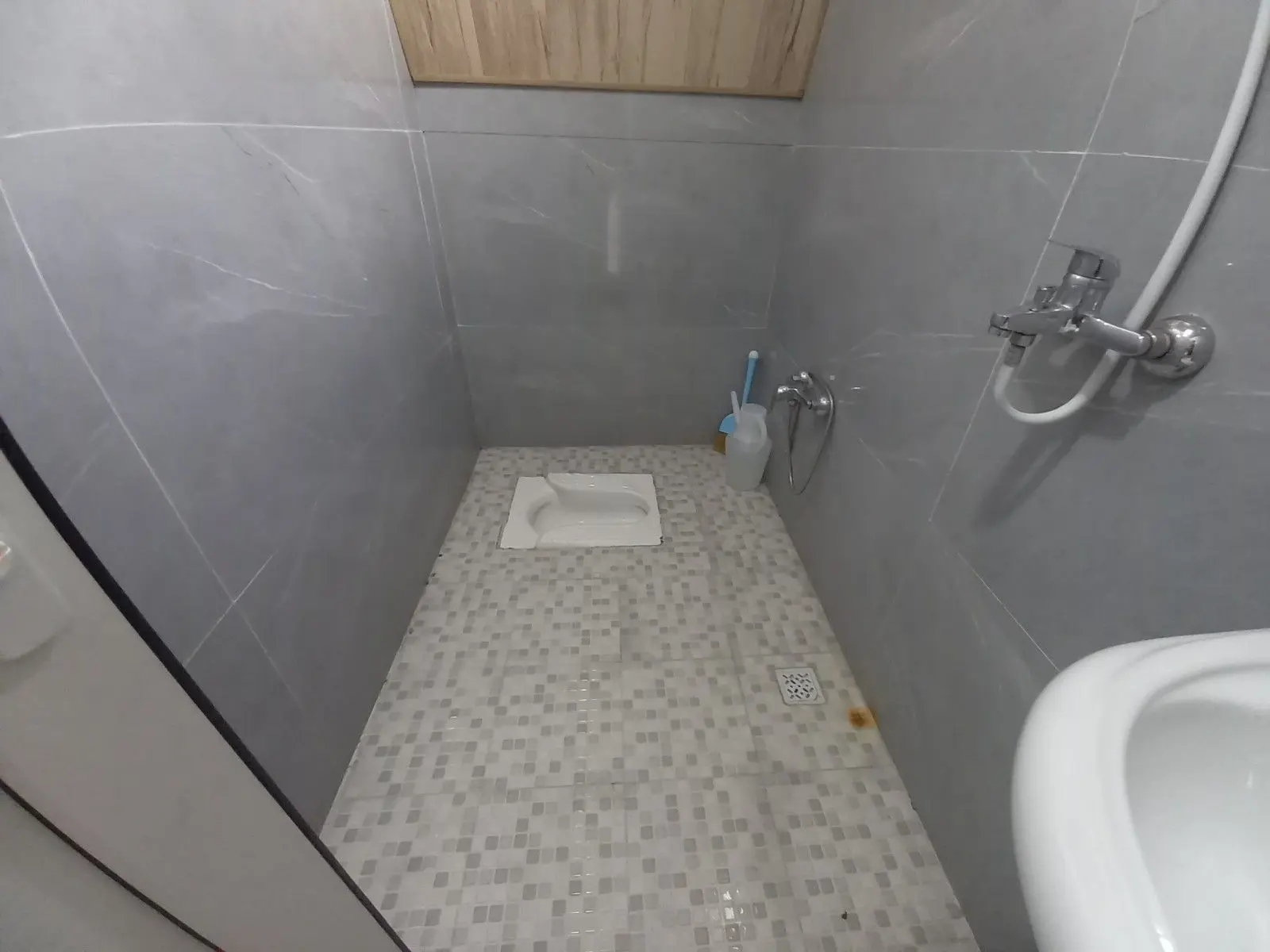 کلبه سوئیسی تک خواب مزرعه 