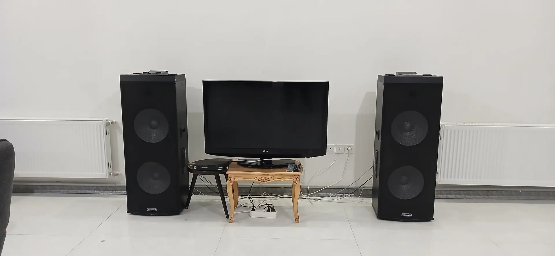 ویلای استخر آب گرم زعفرانیه (بهار۲)