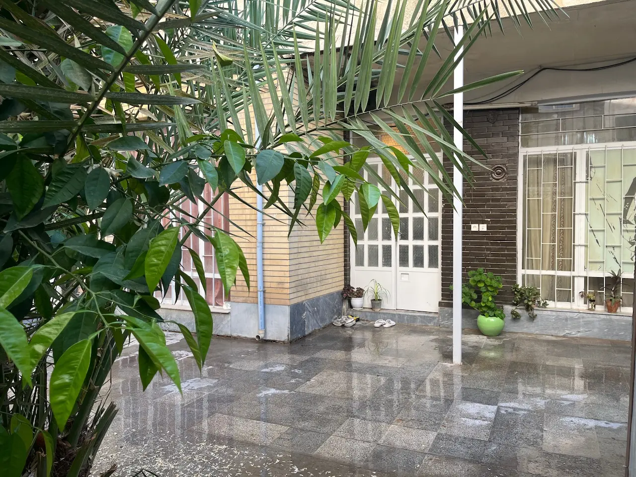 اجاره منزل مبله ویلایی دوخوابه دربست در شیراز