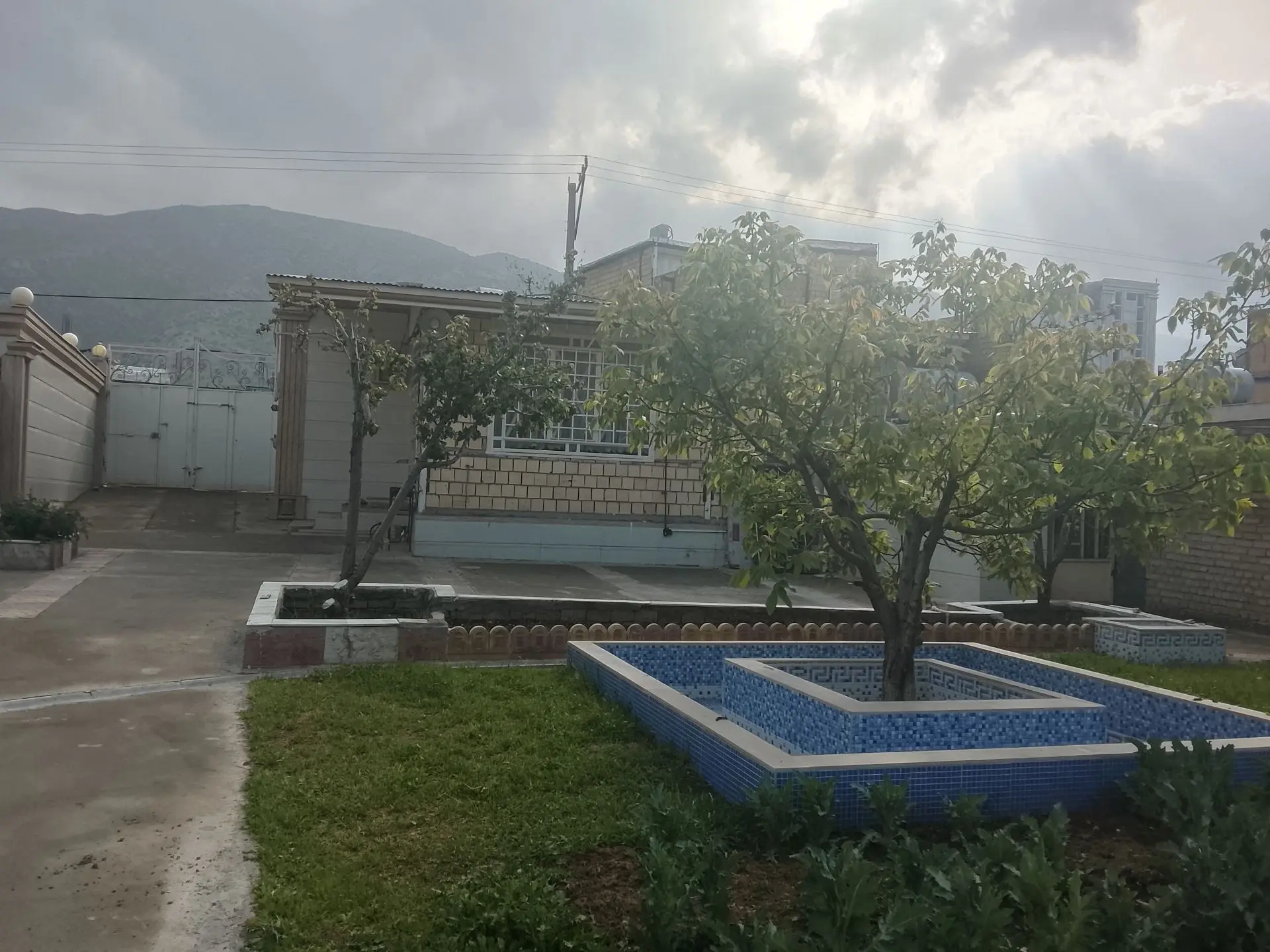 ویلا باغ اجاره ای در قلعه سنگی خرم آباد