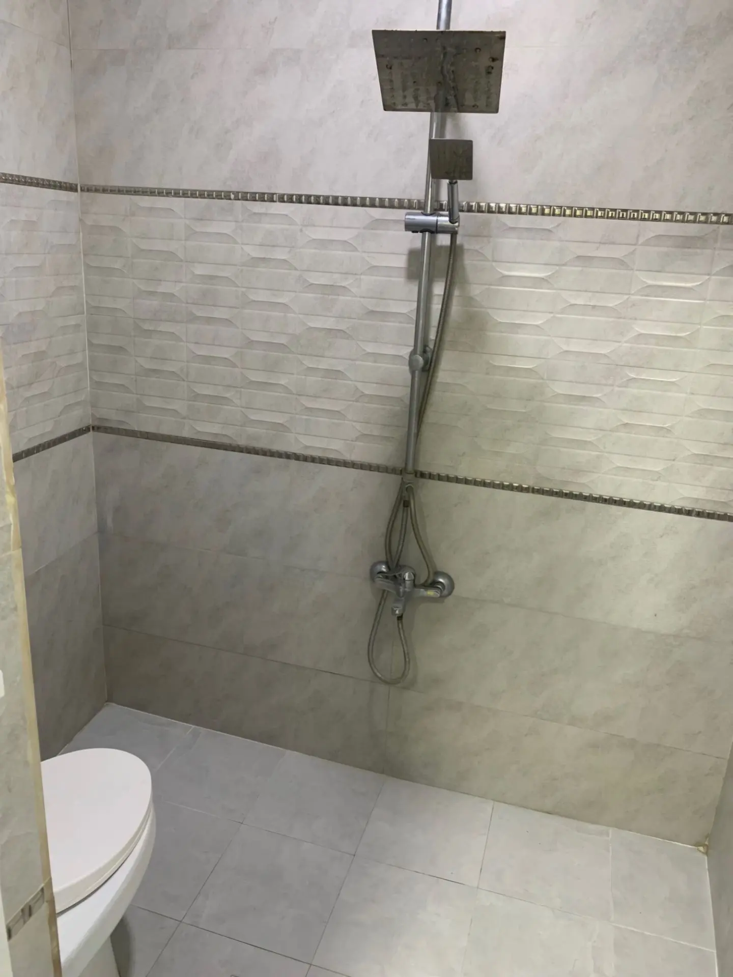 سوئیت تک خواب لشت نشا