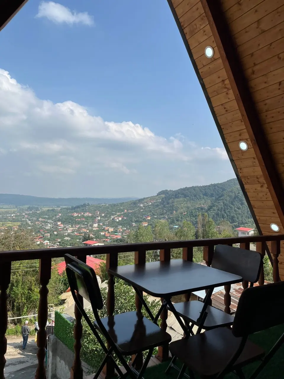کلبه سویسی جکوزی دار هایلین 