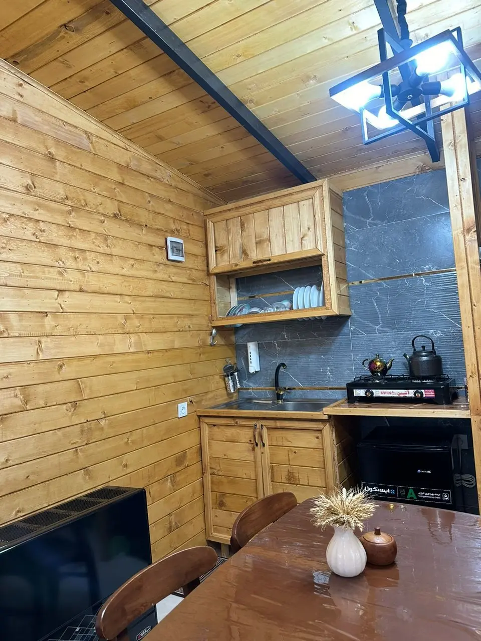 کلبه تک خواب جکوزی دار هایلین 