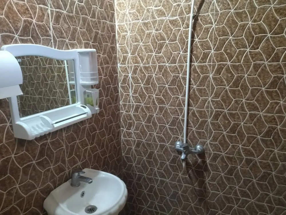 تک خوابه باغ ایرونی