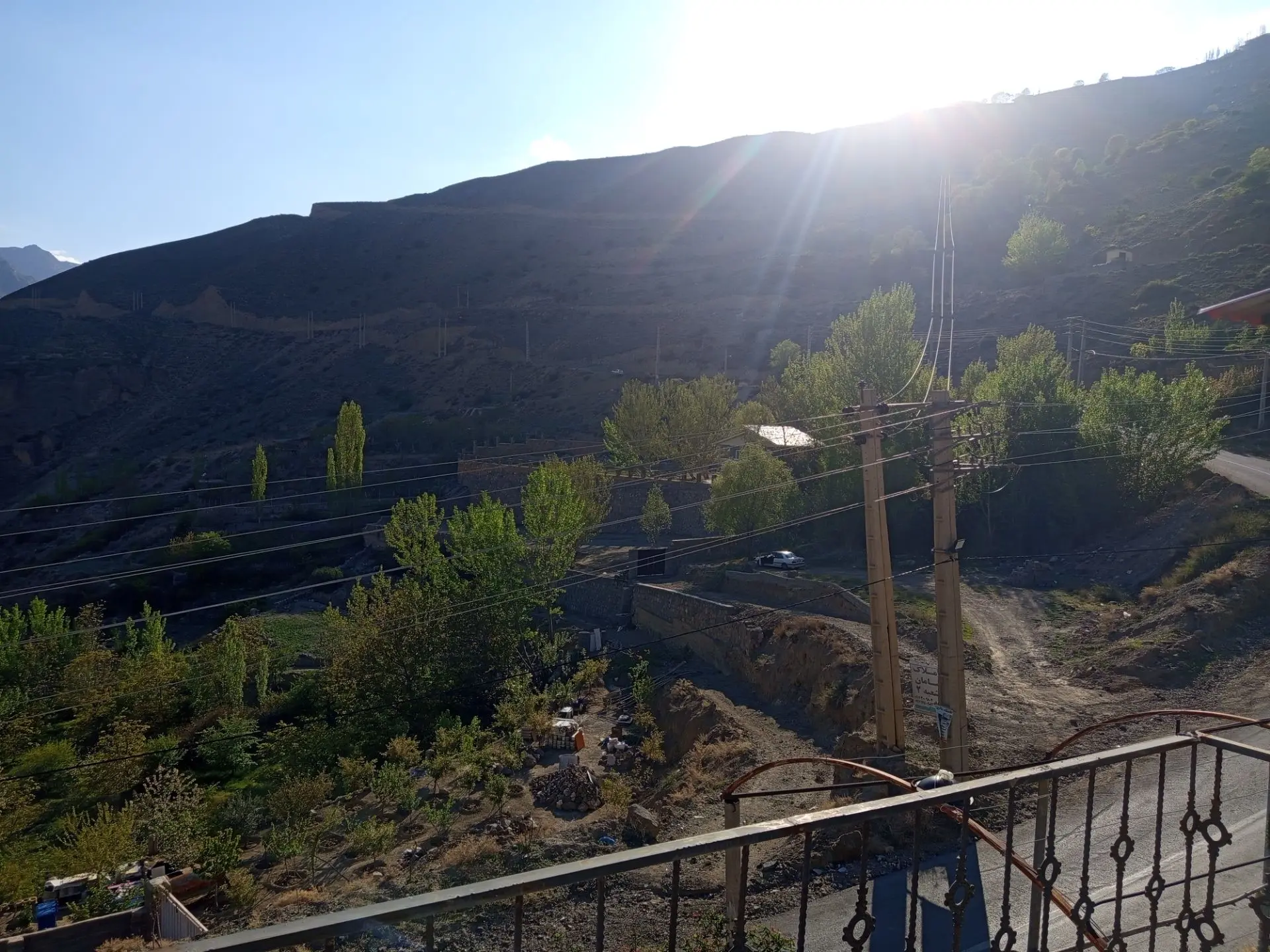 کلبه سوئیسی تک خوابه شاکری