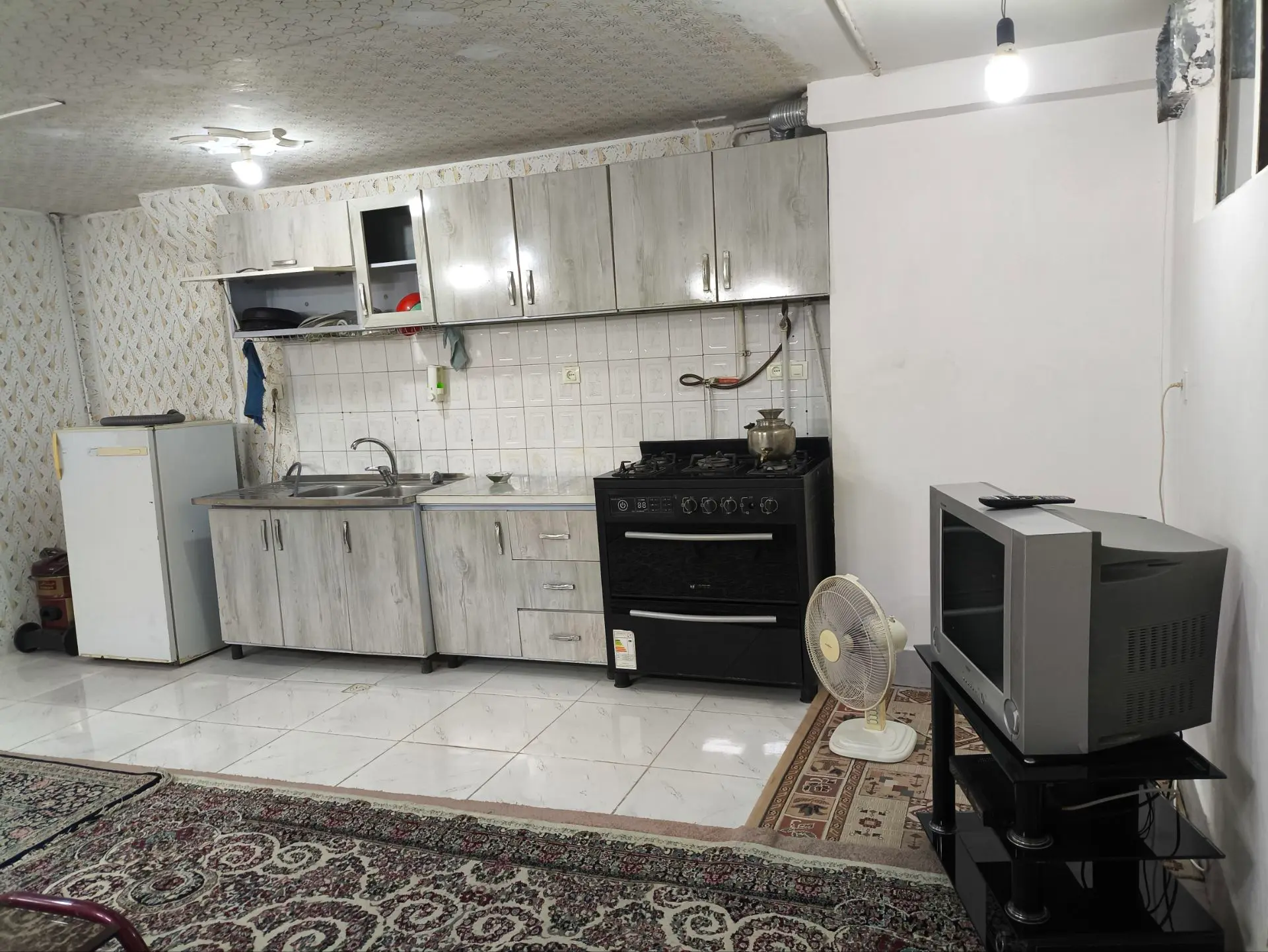 آپارتمان دو خوابه تمیز