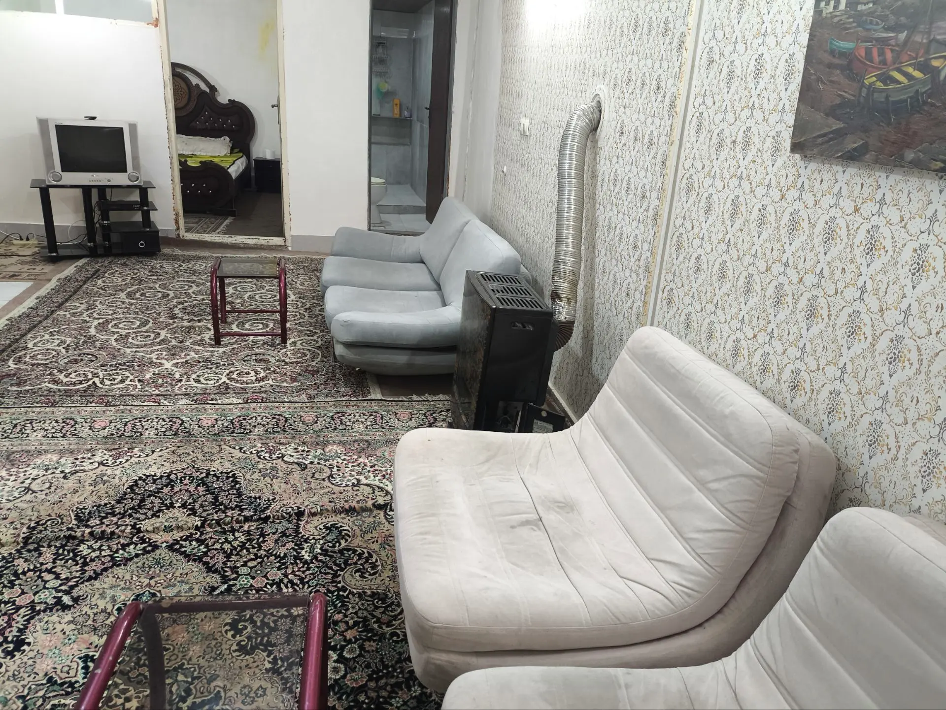 آپارتمان دو خوابه تمیز