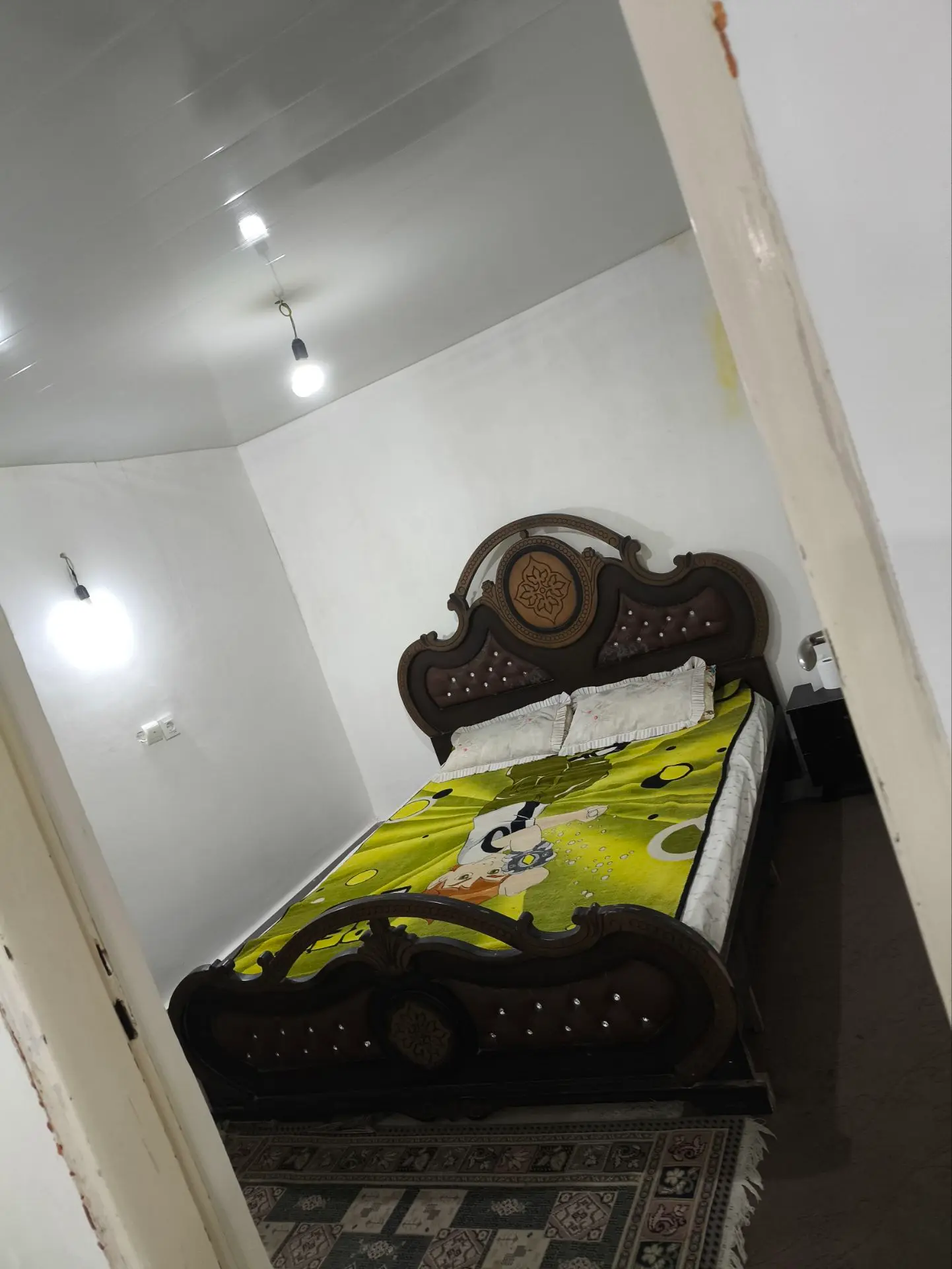 آپارتمان دو خوابه تمیز