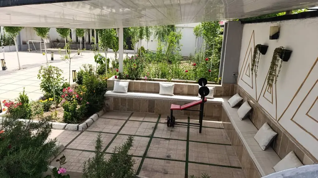 باغ ویلا استخردار دوخوابه (عمارت سفید)