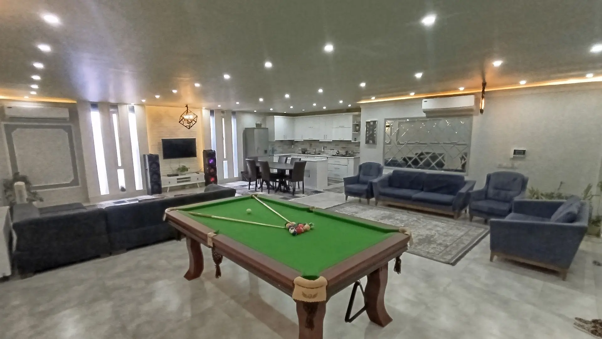 باغ ویلا استخردار دوخوابه (عمارت سفید)