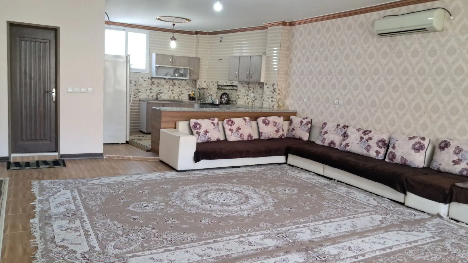 آپارتمان سه خواب با ویو زاینده رود