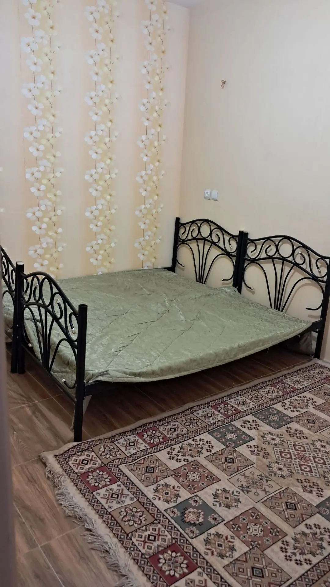 آپارتمان سه خواب با ویو زاینده رود