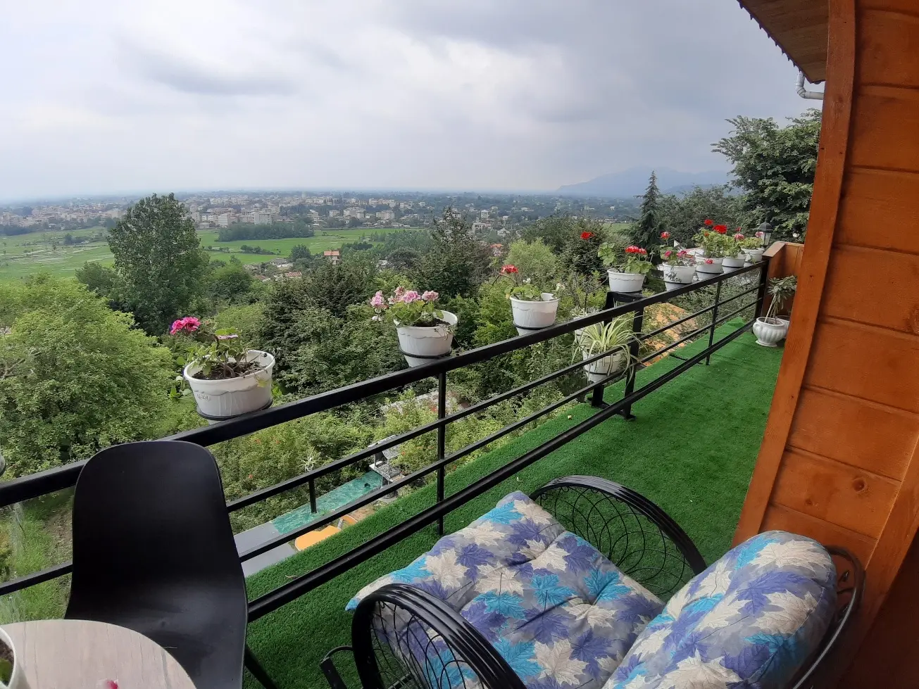 کلبه چوبی دوبلکس بام سبز ماسال