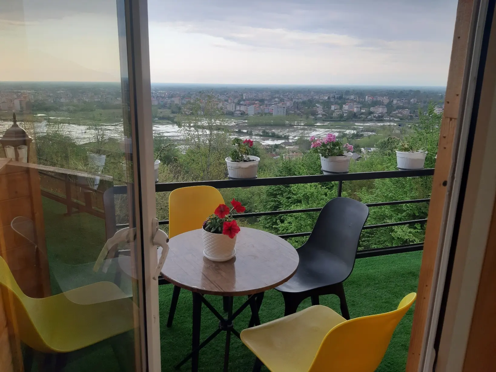کلبه چوبی دوبلکس بام سبز ماسال