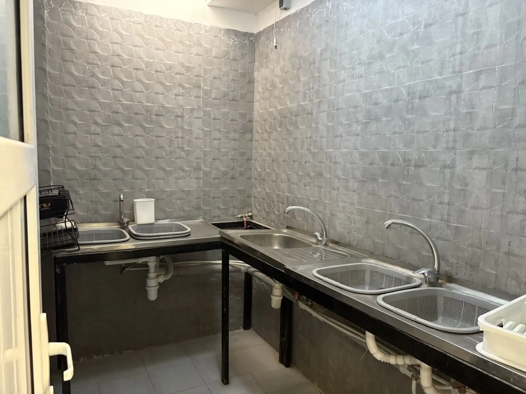 پانسیون خوابگاه بانوان و دخترانه فرهنگ و اندیشه