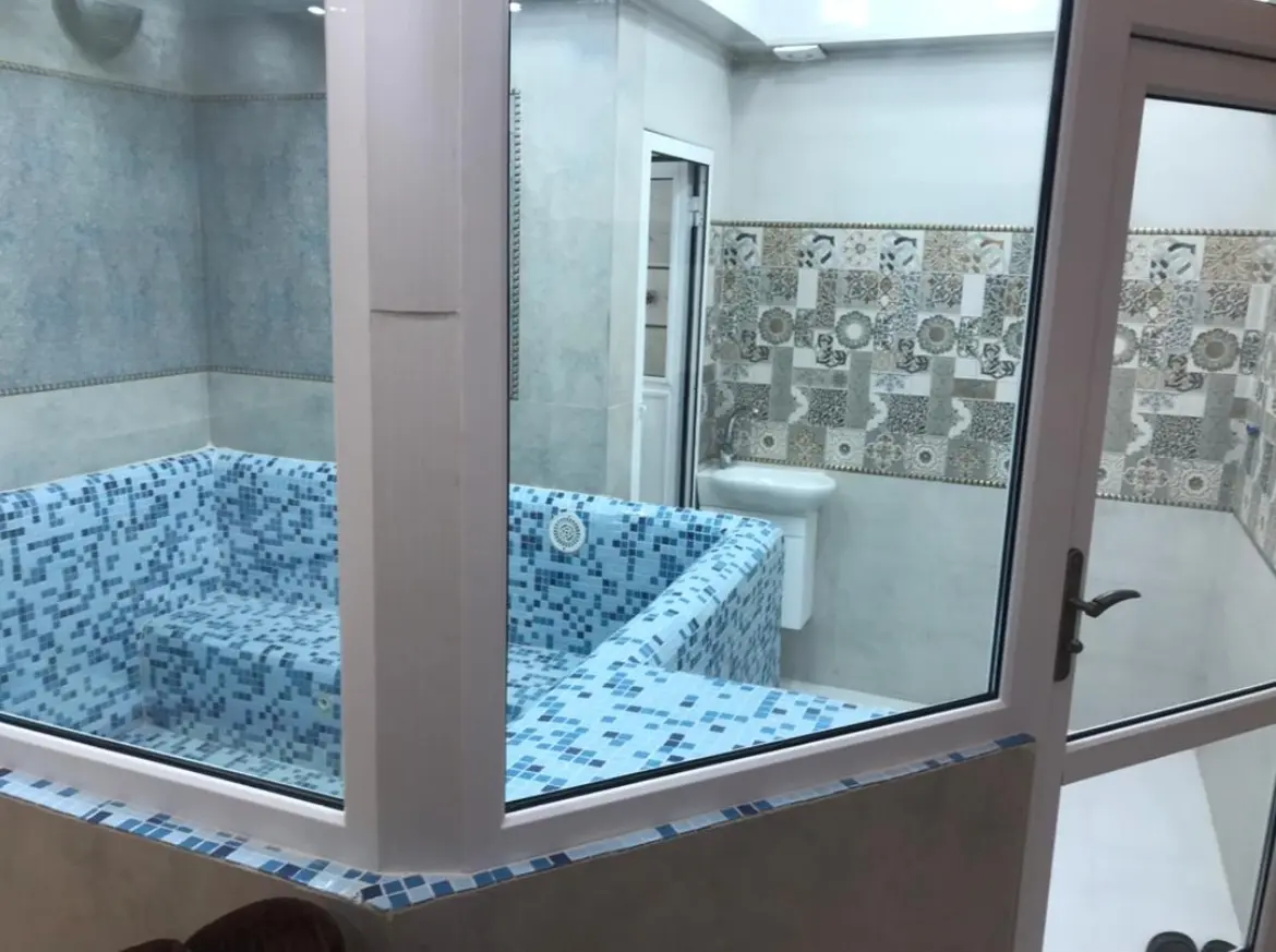 هتل آپارتمان استخردار