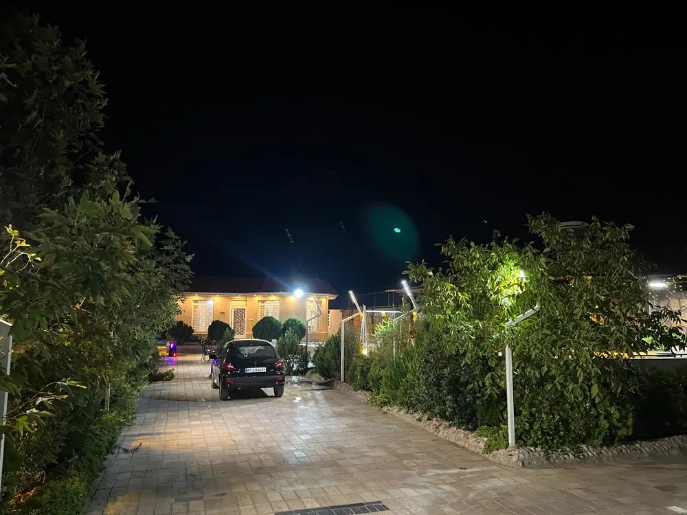 اجاره ویلا باغ استخردار در گویم 