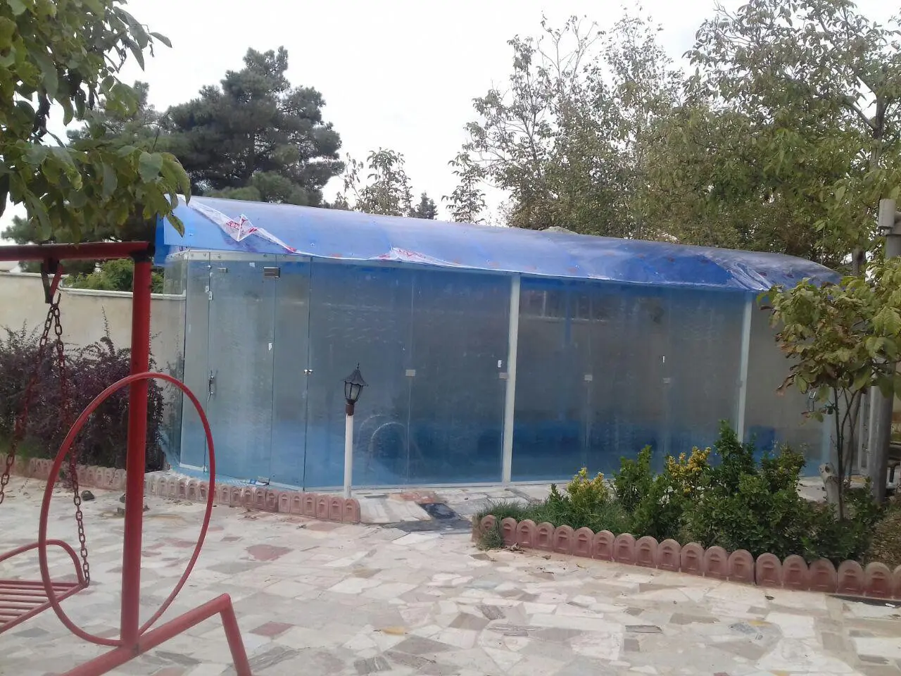 اجاره ویلا در کردان با استخر آب گرم