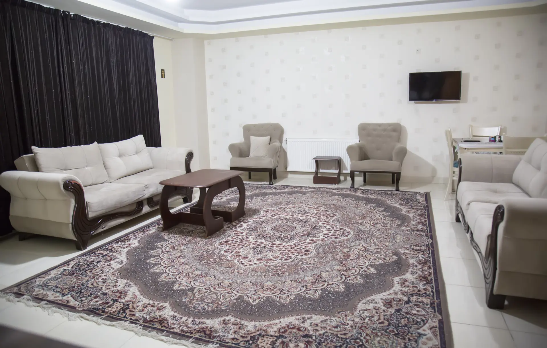 اجاره روزانه سوئیت لوکس در تبریز