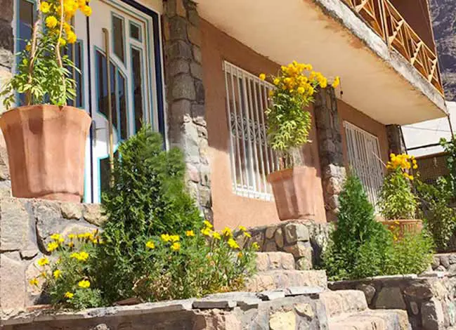سوئیت اجاره ای در الموت قزوین