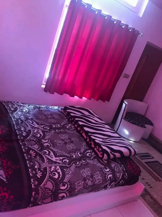 ویلا ساحلی استخر دار دربست  چالوس 