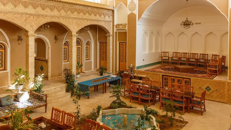رزرو اقامتگاه سنتی یزد