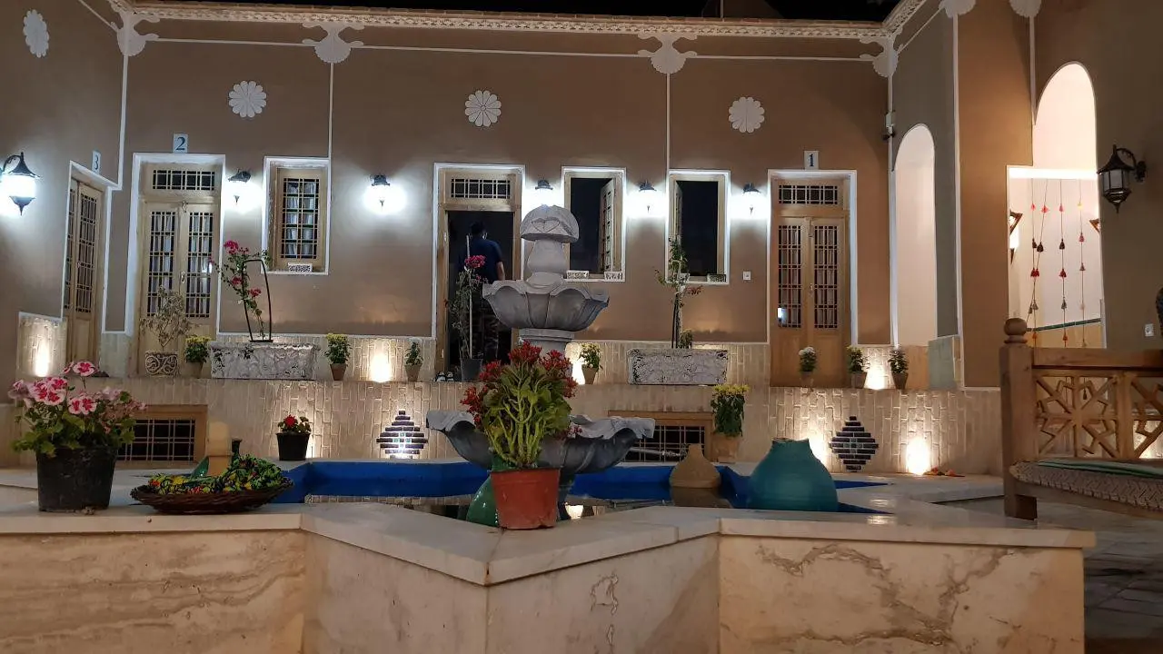 اقامتگاه ارزان یزد