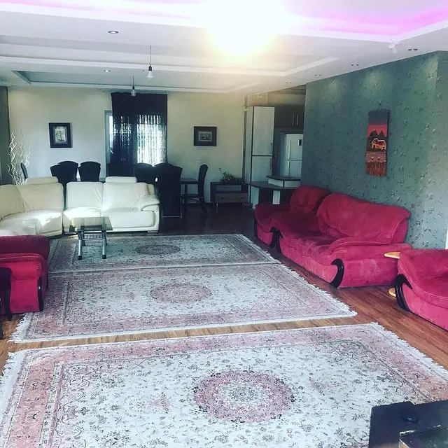 اجاره روزانه ویلا در برغان کرج