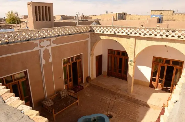 بوم گردی چاپاکر در ورزنه