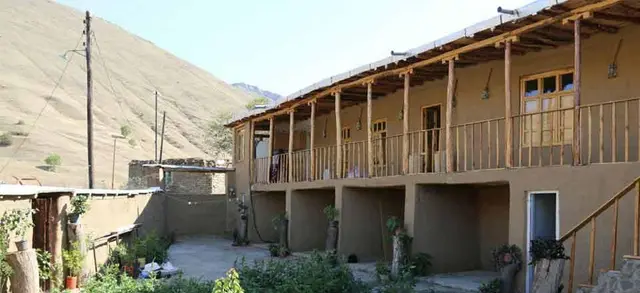 اقامتگاه بوم گردی شوون در گرمی