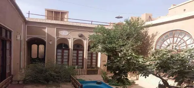 اجاره اقامتگاه بوم گردی خانه خورشید در یزد