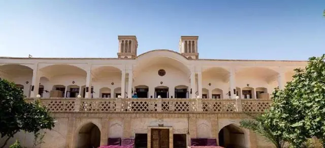 اقامتگاه بوم گردی خانه صفا در آران و بیدگل