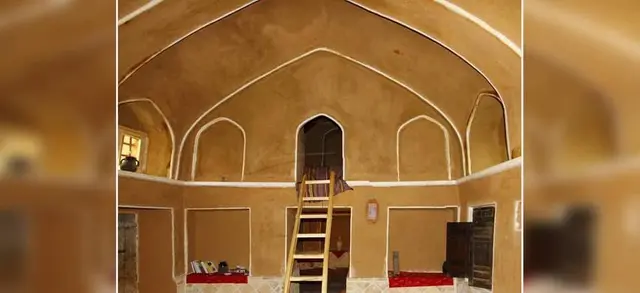 اقامتگاه بوم گردی خانه روحانی برزک کاشان