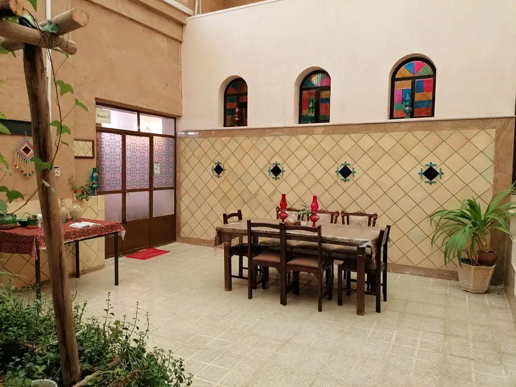 اجاره بوم گردی حس خوب یزد