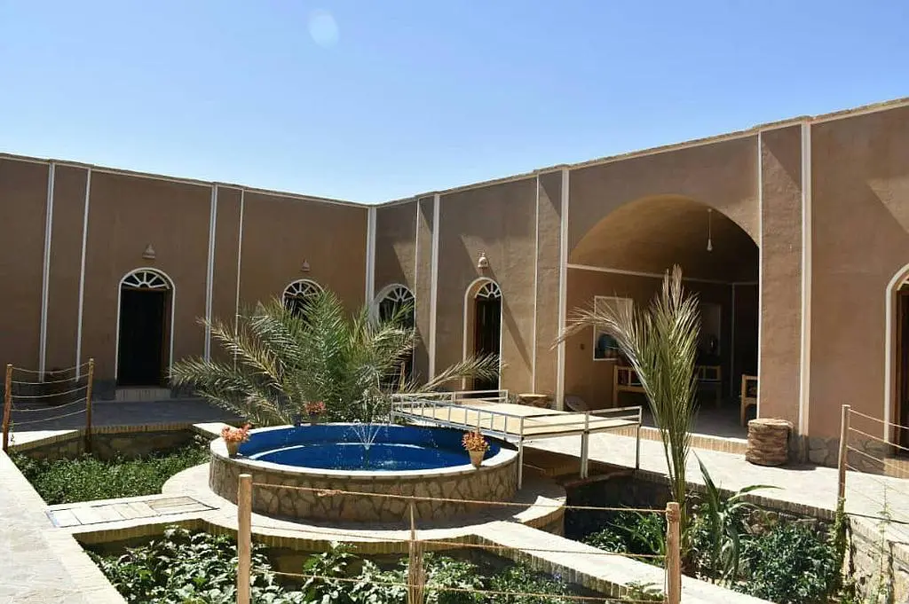 بوم گردی سوشیانت خور و بیابانک