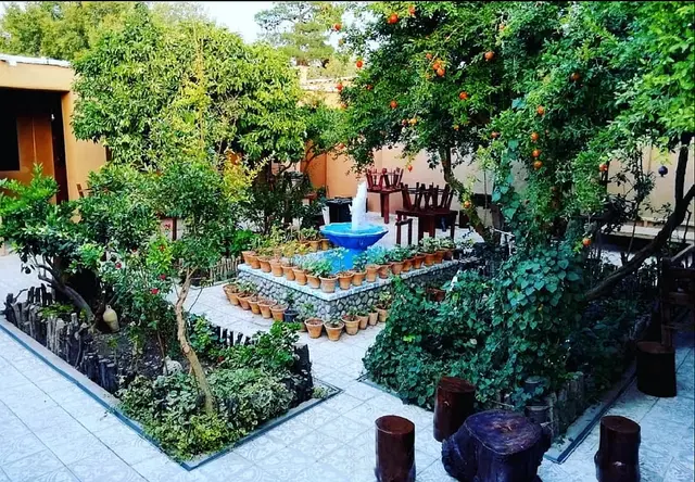 اجاره اقامتگاه بوم گردی نارستان در ارسنجان