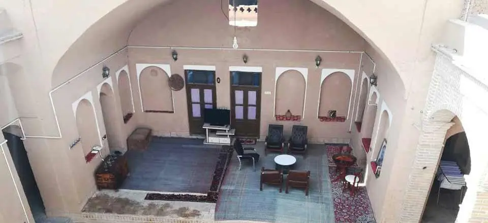 اجاره بوم گردی گلکار در یزد