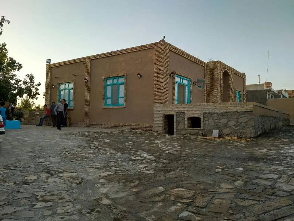 اجاره اقامتگاه بوم گردی در بردسکن