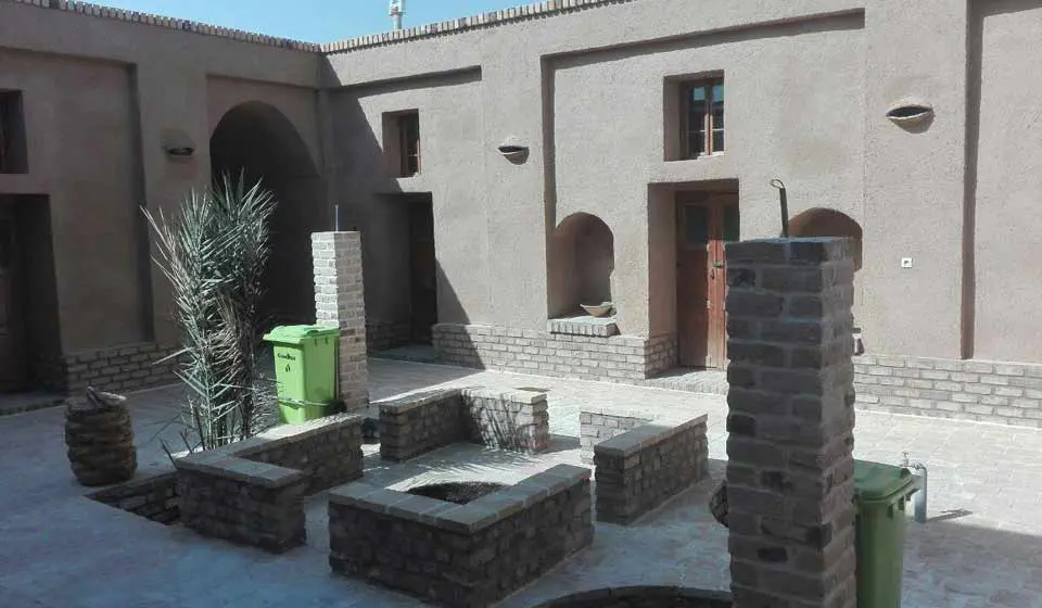 اجاره خانه سنتی در خور و بیابانک